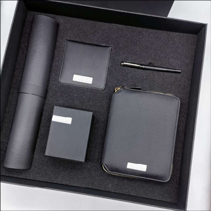 Coffret cadeau d'affaires — Stylo à pointe tactile, pot à crayons, bloc-notes et organiseur, personnalisable aux couleurs de votre entreprise