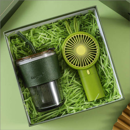Coffret mug — Verre et mini ventilateur, personnalisable aux couleurs de votre entreprise