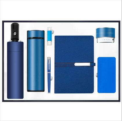 Coffret cadeau d'affaires — Carnet A5, stylo à pointe tactile, clé USB, parapluie, enceinte, mug isotherme et batterie externe, personnalisable aux couleurs de votre entreprise